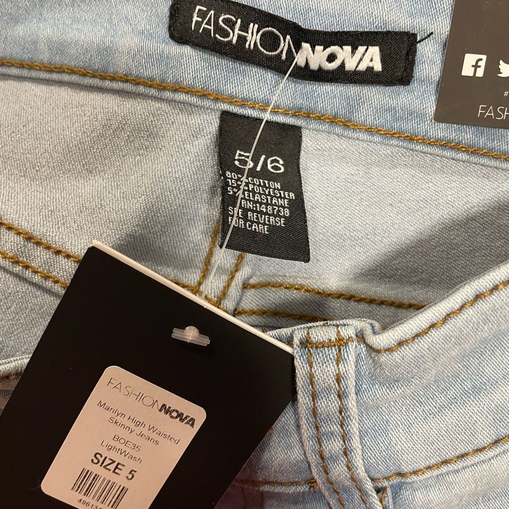 Fashion Nova $ size 5/6 jeans brand new with tags